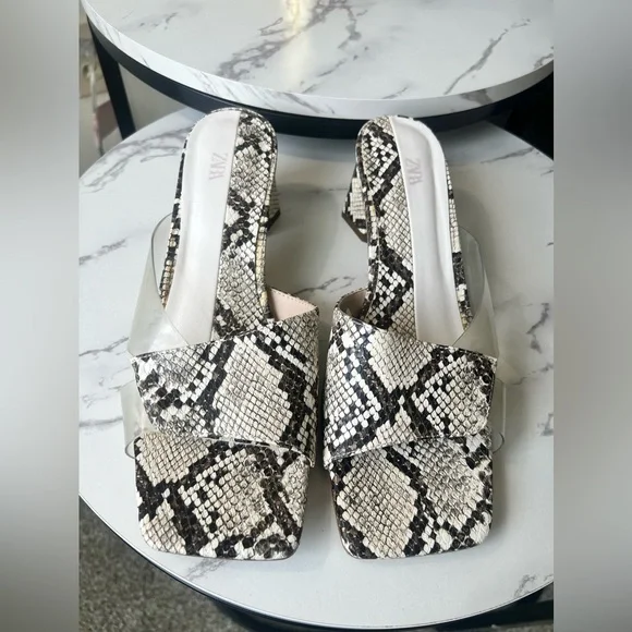 Zara Sandal- 1 1/2" Heels in Python color, Size 8. - Picture 2 of 16